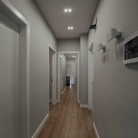 Sara & Esi 3* Görice