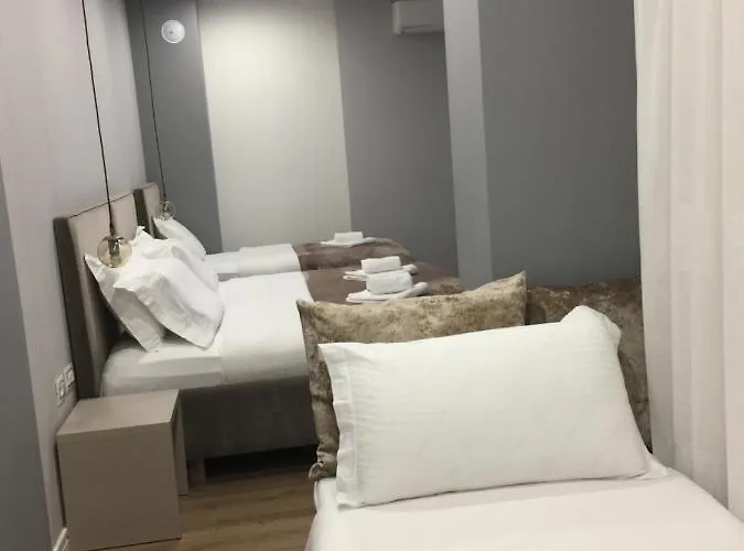 住宿加早餐酒店 Sara & Esi