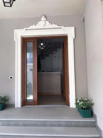 Sara & Esi 住宿加早餐酒店